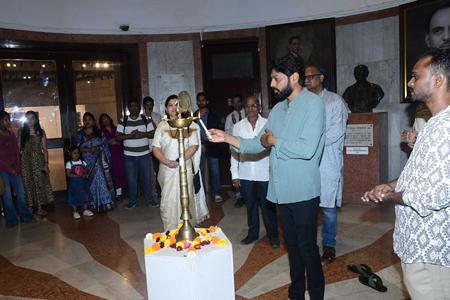 “CHITTADARSHANI” Art Exhibition By Contemporary Artist Dhiraj Hadole In Jehangir Art Gallery