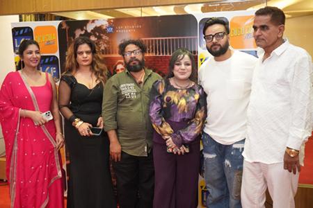 तनु कुरैशी का गाना  ‘कोको कोला वाली फीलिंग’ गाना डिजिटल मीडिया पर नंबर एक पर ट्रेंड कर रहा है।