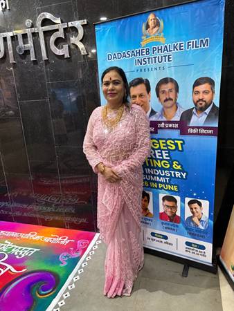 Producer And Republican Party Leader Sanghamitra Tai Gaikwad Honoured At The Bal Gandharva Rangmandir Foundation Day Celebration