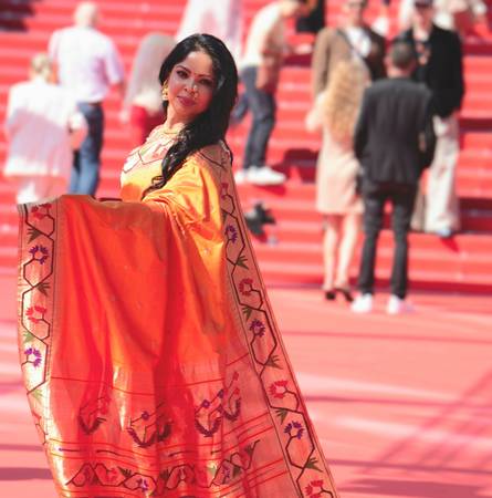 Swapnali Wani Mrs. Bharat-USA Universe 2026, Draped In Heritage: Showcasing Indian Handloom At Cannes