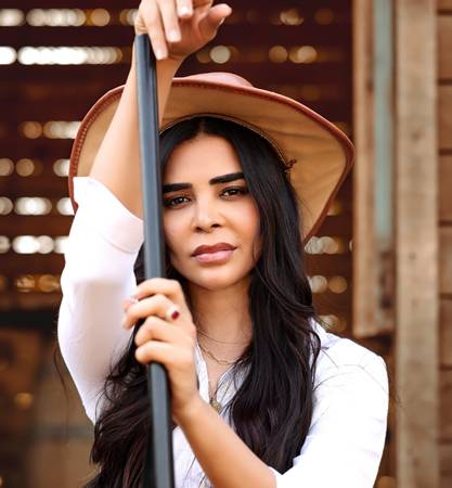 Nivedita Chandel Grace, Confidence And A Style Of Her Own
